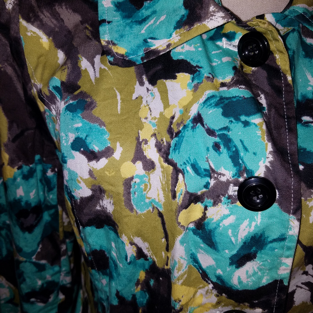 💦Jacket 💦 - Picture 4 of 4